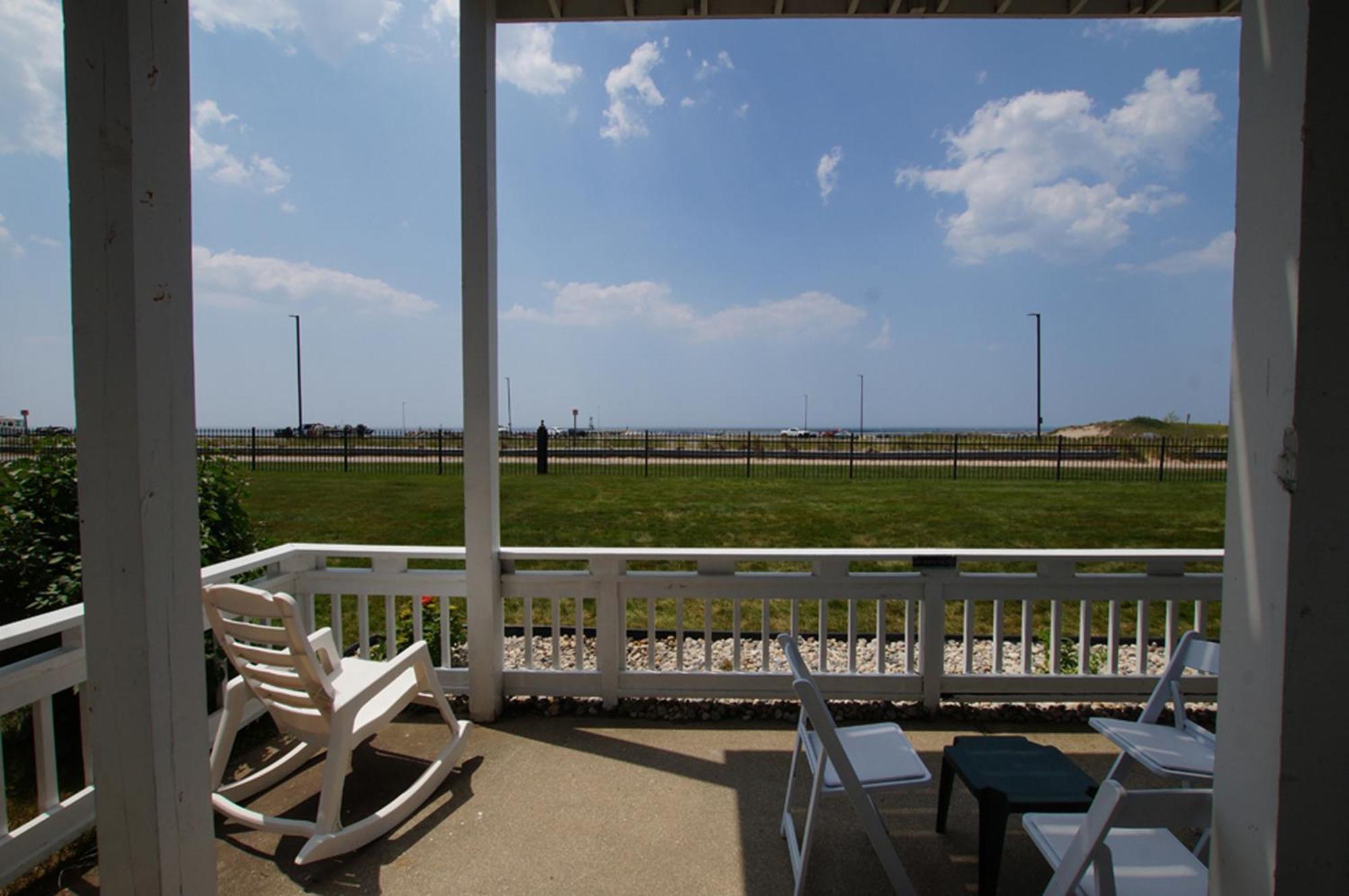Snyders Shoreline Inn Ludington Zewnętrze zdjęcie