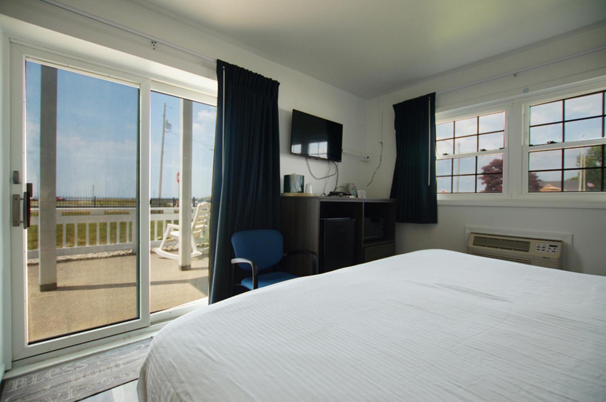 Snyders Shoreline Inn Ludington Zewnętrze zdjęcie