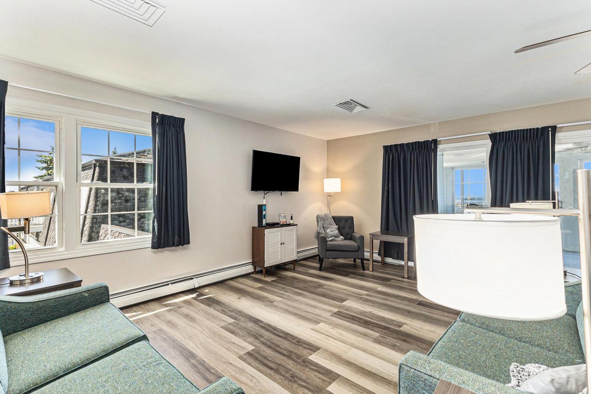 Snyders Shoreline Inn Ludington Zewnętrze zdjęcie